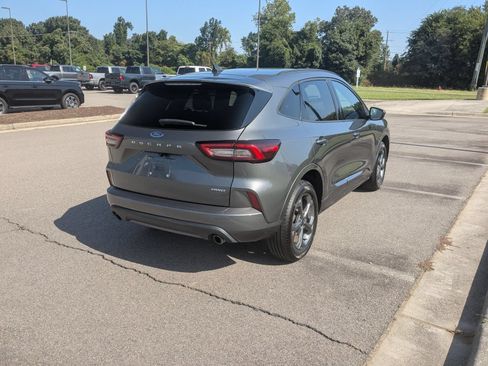 Used 2024 Ford Escape ST-Line AWD/4WD image 3