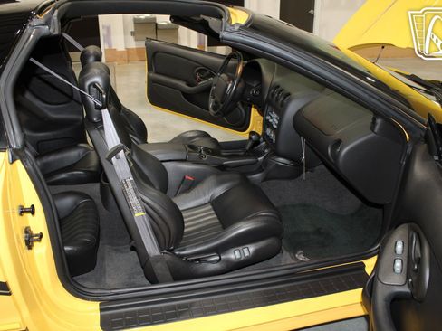Used 2002 Pontiac Firebird Trans Am w/ SLP Firehawk Pkg image 23