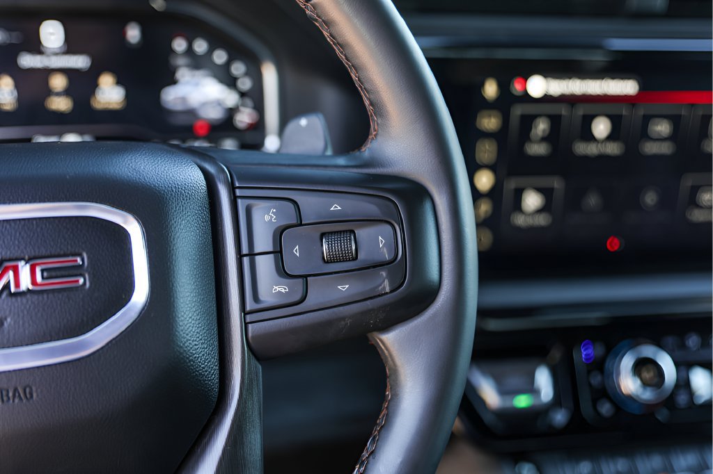 Certified 2025 GMC Sierra 1500 AT4 AWD/4WD image 15