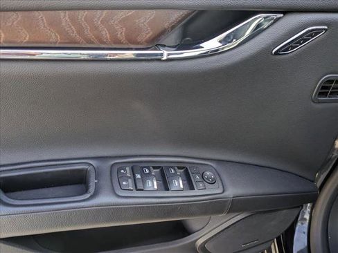 Used 2022 Maserati Quattroporte GT RWD image 10