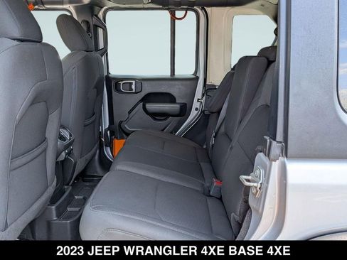 Used 2023 Jeep Wrangler Unlimited AWD/4WD image 16