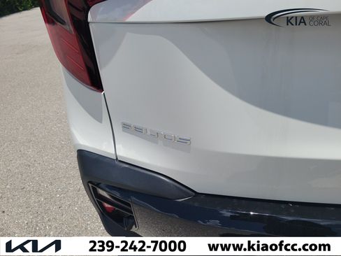 New 2026 Kia Seltos S FWD image 11