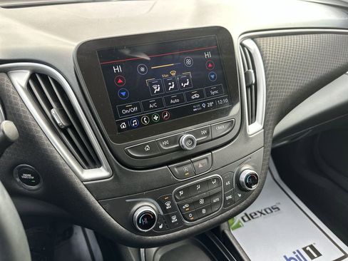 Used 2024 Chevrolet Malibu LT w/ Midnight Edition image 18