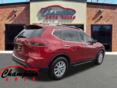 Used 2019 Nissan Rogue SV FWD image 4