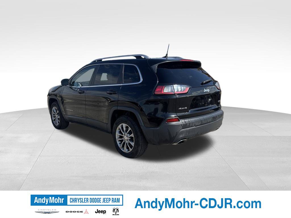 Used 2019 Jeep Cherokee Latitude Plus w/ Cold Weather Group AWD/4WD image 5