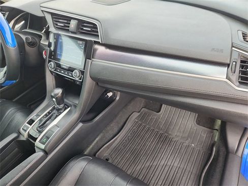 Used 2017 Honda Civic Touring image 27