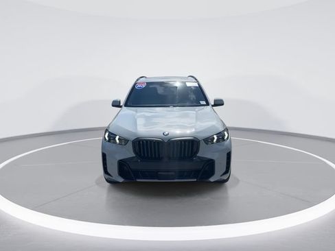 Used 2025 BMW X5 sDrive40i w/ M Sport Package RWD image 2