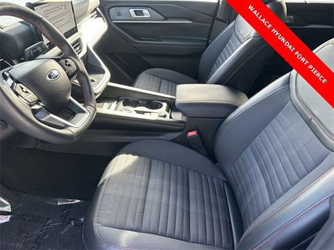 Used 2025 Ford Explorer ST-Line w/ Premium Package image 19