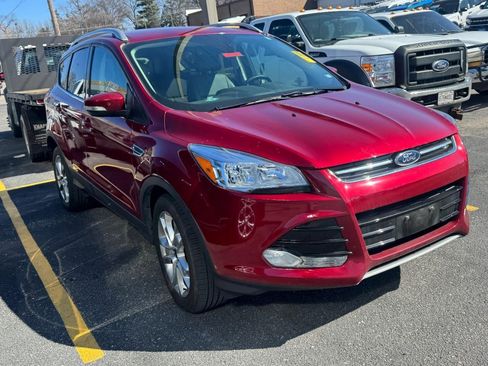 Used 2015 Ford Escape Titanium image 9