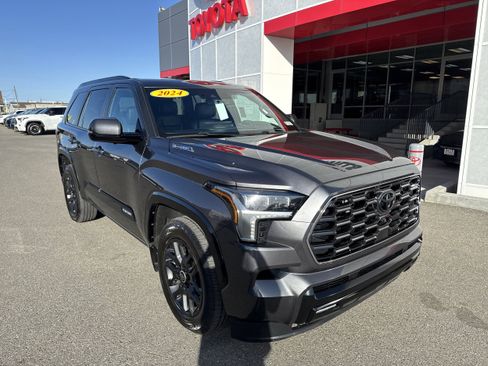 Used 2024 Toyota Sequoia Platinum AWD/4WD image 1