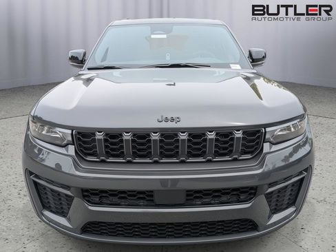 New 2026 Jeep Grand Cherokee Altitude AWD/4WD image 9