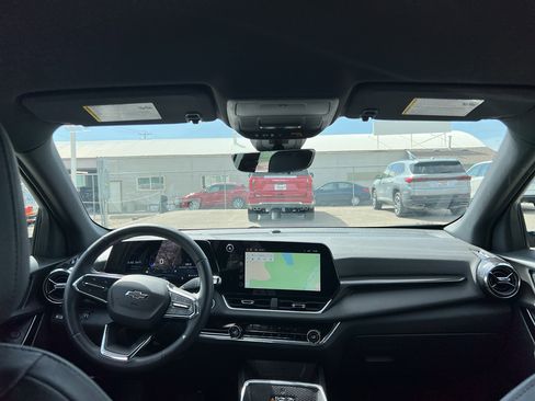 Used 2025 Chevrolet Equinox LT w/ Convenience Package II AWD/4WD image 15