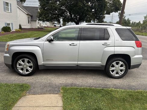 Used 2016 GMC Terrain SLT w/ Open Road Package FWD image 3