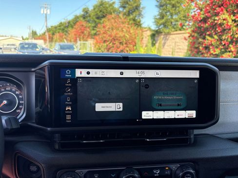 Used 2025 Jeep Wrangler Unlimited Sport AWD/4WD image 20
