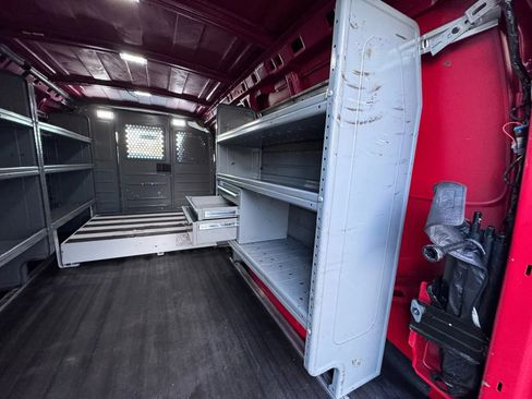 Used 2015 GMC Savana 3500 image 16