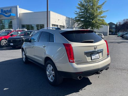 Used 2016 Cadillac SRX Luxury AWD/4WD image 3