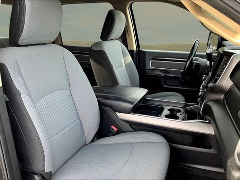 Used 2019 RAM 2500 Big Horn image 21