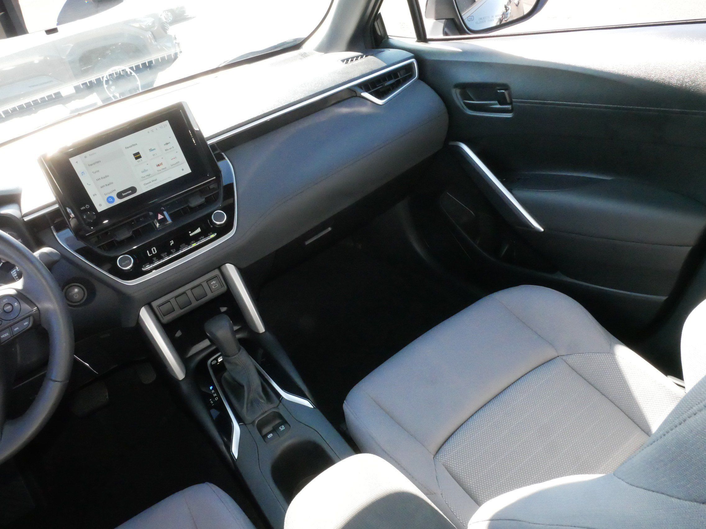 Certified 2024 Toyota Corolla Cross AWD Hybrid image 11