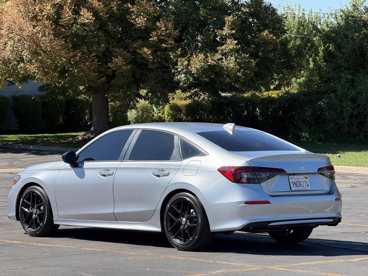 Used 2025 Honda Civic Sport image 3