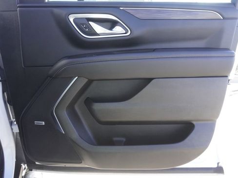 Used 2023 Chevrolet Tahoe Z71 w/ Luxury Package image 21