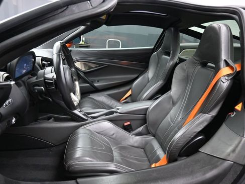Used 2019 McLaren 720S Luxury RWD image 11