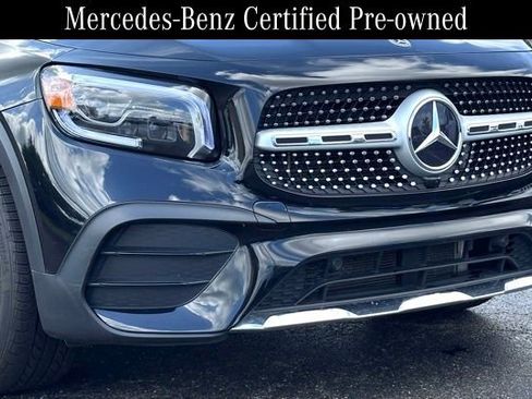Used 2022 Mercedes-Benz GLB 250 4MATIC image 2