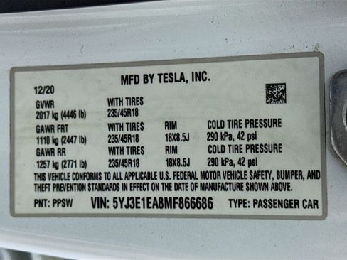 Used 2021 Tesla Model 3 Standard Range image 39