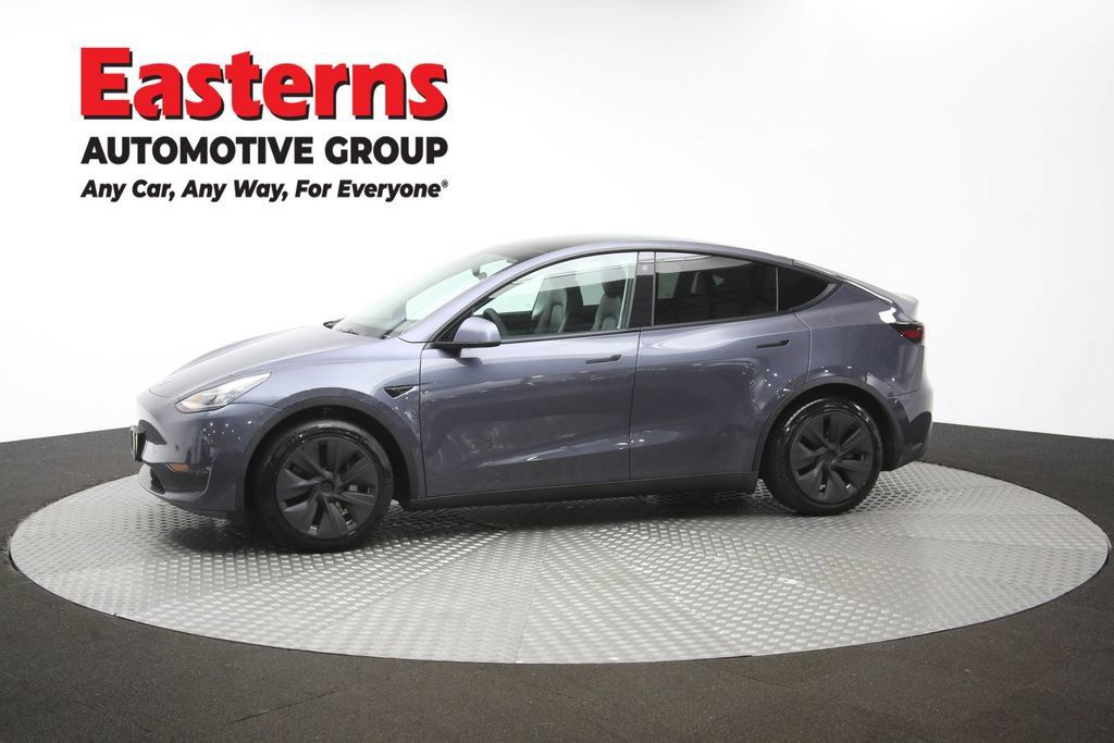 Used 2022 Tesla Model Y Long Range AWD/4WD image 55