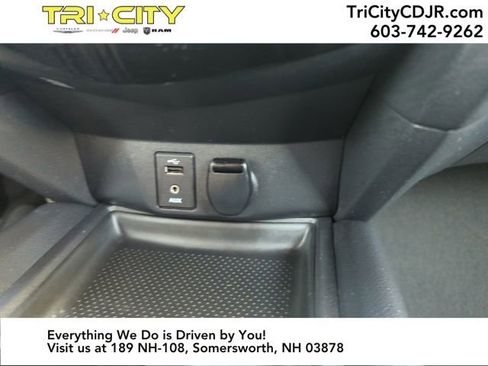 Used 2016 Nissan Rogue S image 24