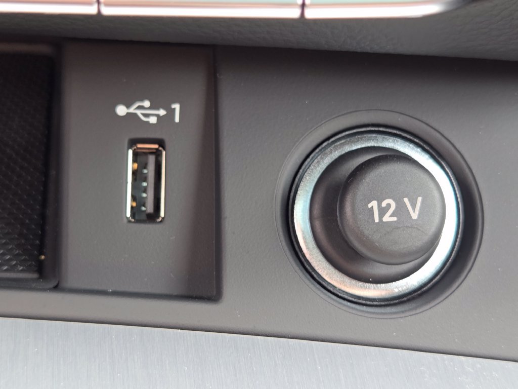 Certified 2024 Audi Q5 e Premium Plus AWD/4WD image 10