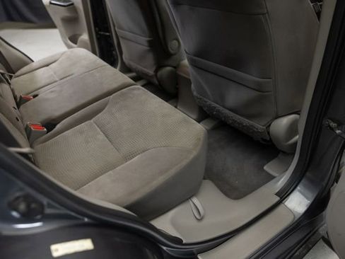 Used 2012 Honda CR-V EX image 17