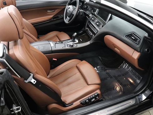 Used 2012 BMW 650i Convertible image 17