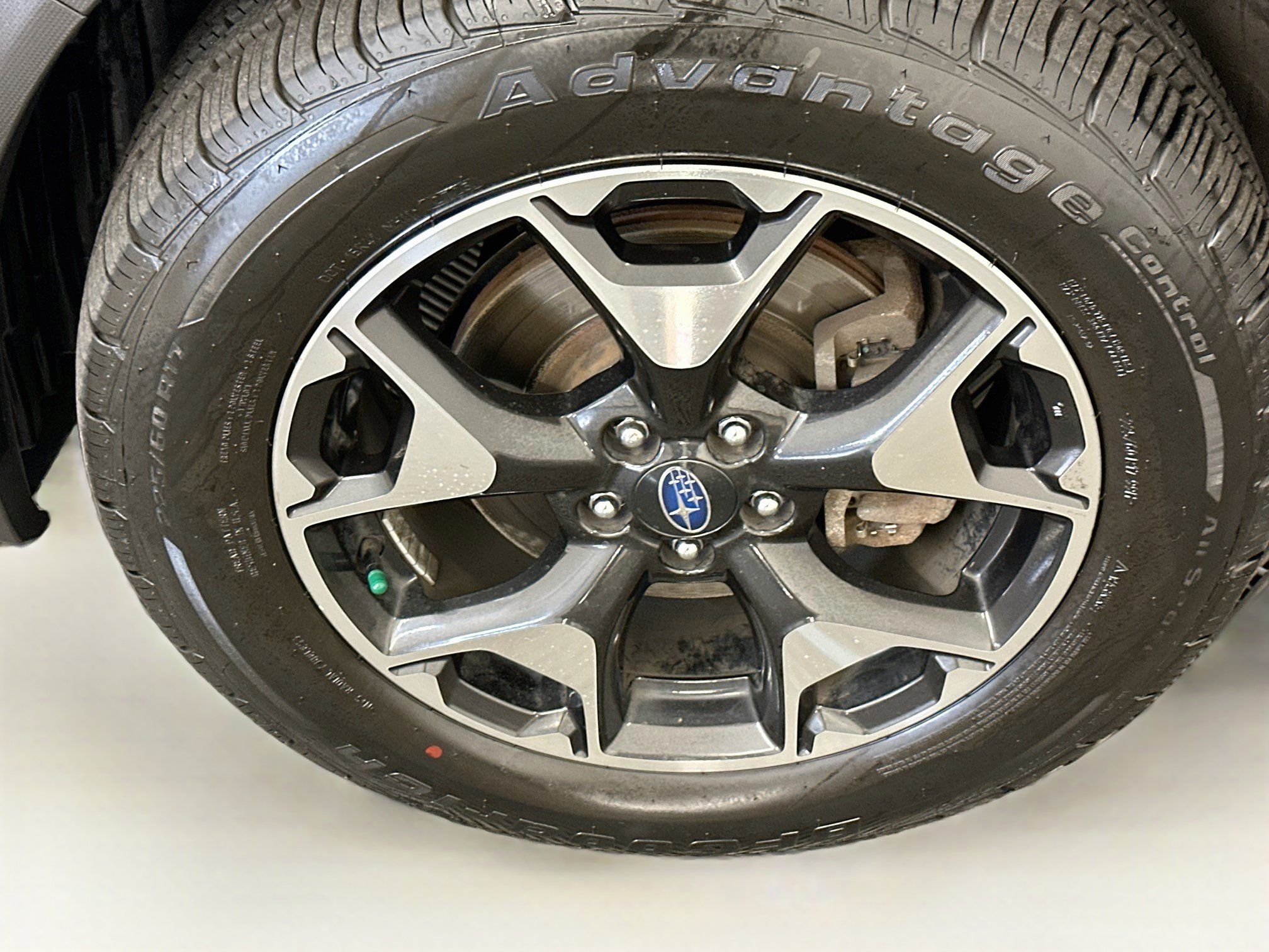 Used 2020 Subaru Crosstrek 2.0i Premium w/ Moonroof Package 2 AWD/4WD image 35