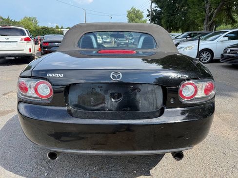 Used 2006 MAZDA MX-5 Miata Touring RWD image 7
