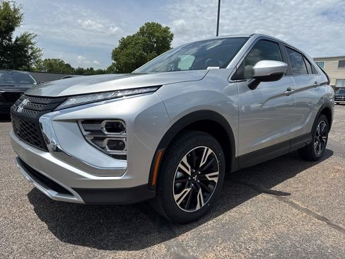 New 2026 Mitsubishi Eclipse Cross SE AWD/4WD image 3