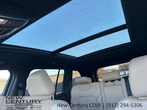 New 2026 Jeep Grand Cherokee Limited w/ Limited Altitude Package AWD/4WD image 41