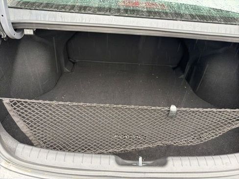 Used 2025 Hyundai Elantra Sport FWD image 10