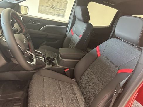 New 2026 Chevrolet Colorado Z71 image 13