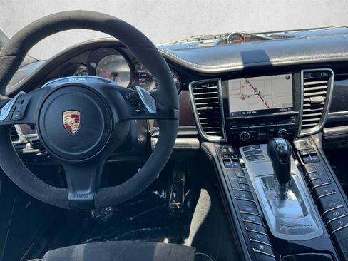 Used 2013 Porsche Panamera GTS AWD/4WD image 18