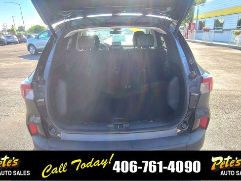 Used 2021 Ford Escape Titanium image 9