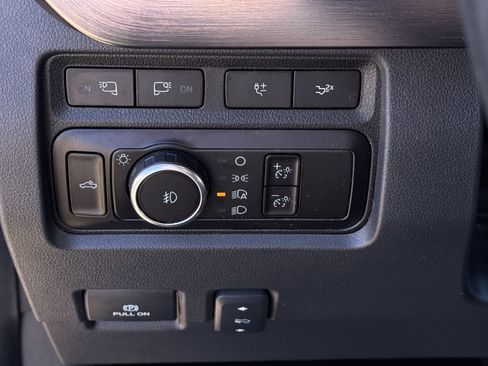 Used 2023 Ford F250 Lariat w/ Lariat Ultimate Package image 29