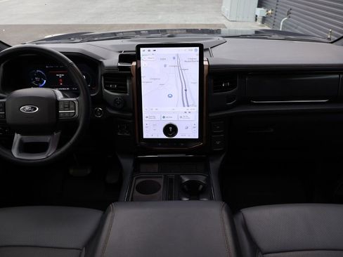 Used 2023 Ford F150 Lightning Lariat w/ Equipment Group 511A High image 22