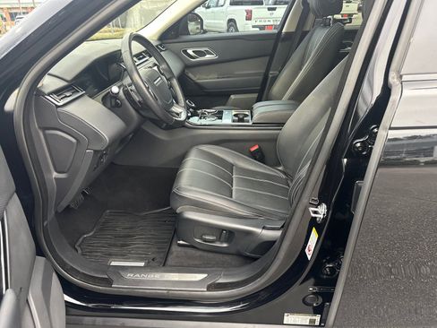 Used 2019 Land Rover Range Rover Velar S image 9