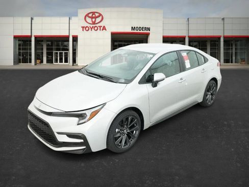 New 2026 Toyota Corolla SE image 1