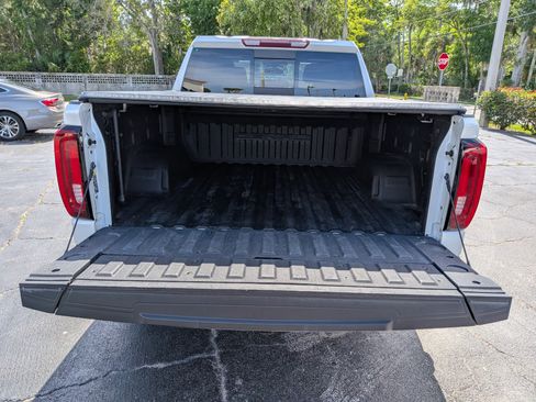 Used 2022 GMC Sierra 1500 Denali w/ Denali Premium Package AWD/4WD image 18