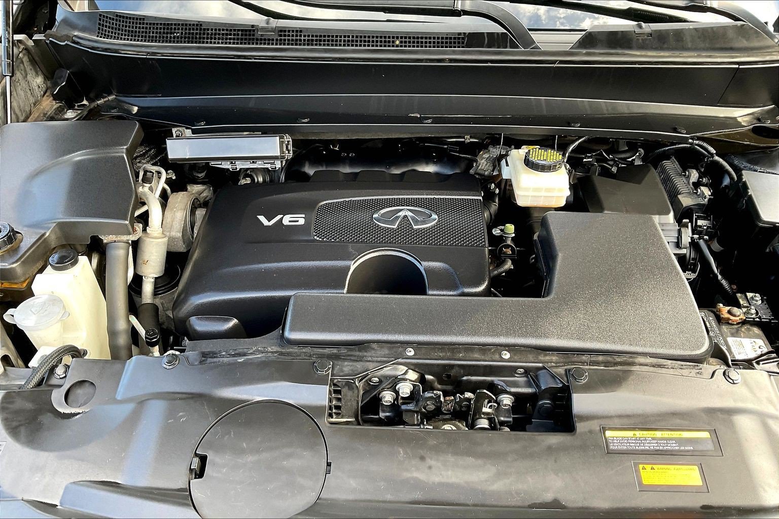 Used 2017 INFINITI QX60 Luxe w/ Premium Plus Package AWD/4WD image 29