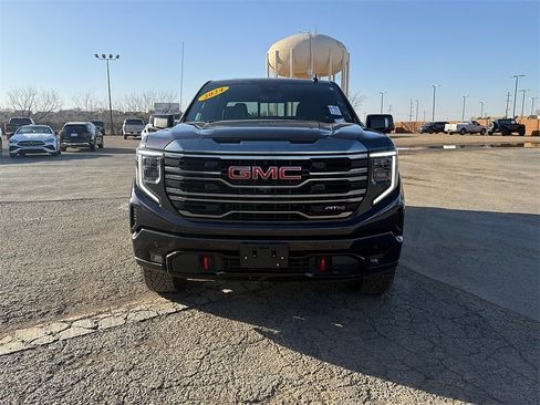 Used 2024 GMC Sierra 1500 AT4 w/ Technology Package image 3