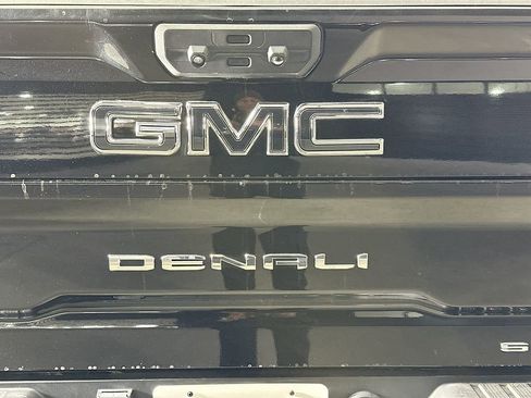 Used 2024 GMC Sierra 3500 Denali Ultimate image 32