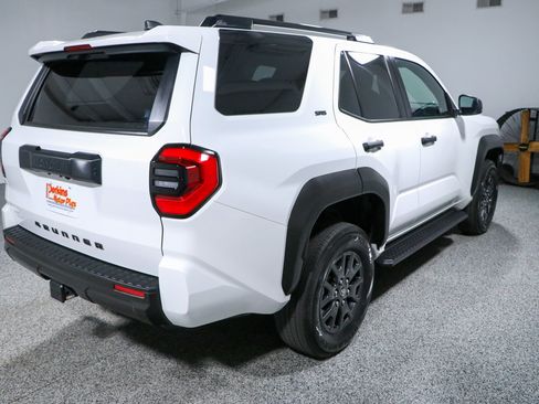 Used 2025 Toyota 4Runner TRD Sport AWD/4WD image 7
