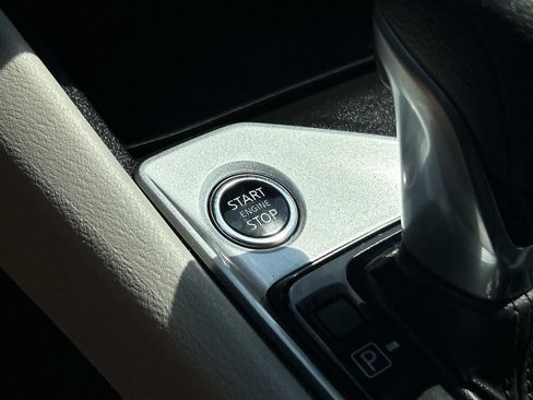Used 2025 Nissan Altima 2.5 SV FWD image 31